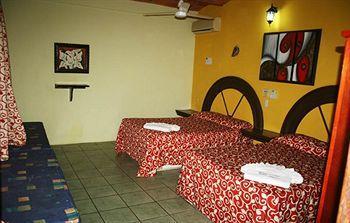 Hotel Villa Flores Rincon de Guayabitos Exterior photo